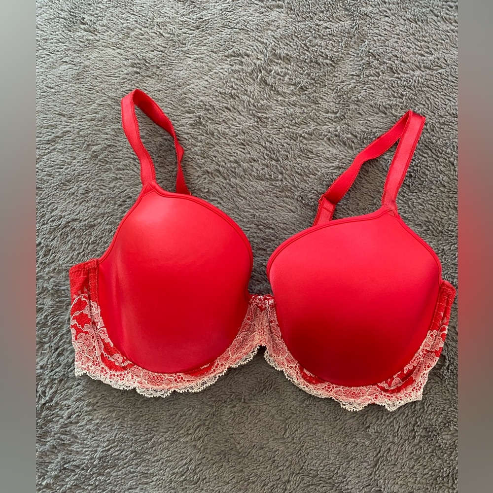 Wacoal 34DD Bra